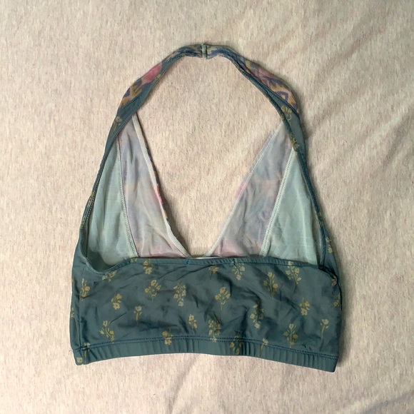 URBAN OUTFITTERS Halter Top Bralette Bra No Wires Like-New Condition - Picture 2 of 7